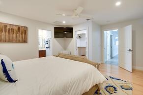 Naples Park Rental w/ Hot Tub ~ 1 Mi to Beach!