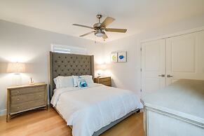 Naples Park Rental w/ Hot Tub ~ 1 Mi to Beach!