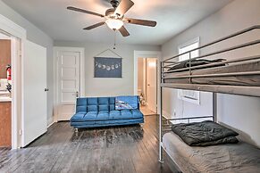 Cozy Galveston Apartment - Walk to Beach & Dining