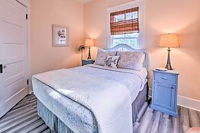 Bright Texas Retreat Near Pleasure Pier & Beach!