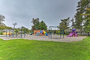 4 Mi to Tobyhanna State Park: Home w/ Fire Pit