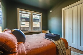 Pet-friendly Saint Paul Rental Near Downtown!