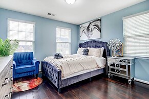 Game Room + Gym: Downtown DC Home!