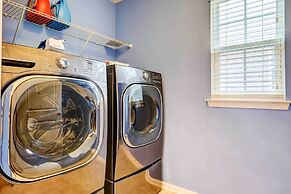 Game Room + Gym: Downtown DC Home!