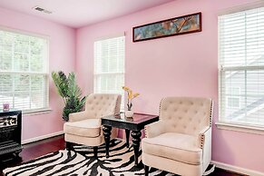 Game Room + Gym: Downtown DC Home!