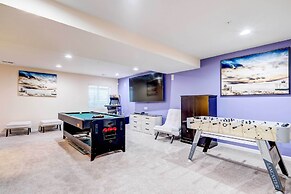 Game Room + Gym: Downtown DC Home!