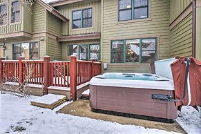 Hike, Bike & Explore: Breck Townhome w/ Hot Tub!