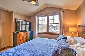 Hike, Bike & Explore: Breck Townhome w/ Hot Tub!