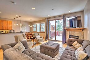 Hike, Bike & Explore: Breck Townhome w/ Hot Tub!