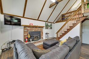 Hot Tub & Resort Amenities: Pocono Lake Retreat!