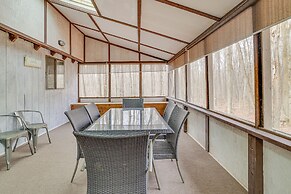 Hot Tub & Resort Amenities: Pocono Lake Retreat!