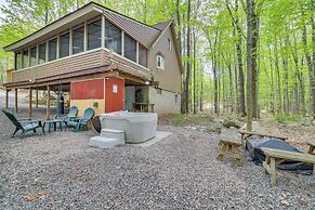 Hot Tub & Resort Amenities: Pocono Lake Retreat!