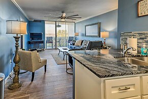 Views & Pool Access: Quaint Condo in Hot Springs!