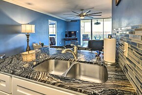 Views & Pool Access: Quaint Condo in Hot Springs!