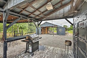 Authentic Clewiston Home w/ Outdoor Game Room