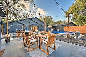 Luxe Brandon Oasis w/ Private Pool & Hot Tub!