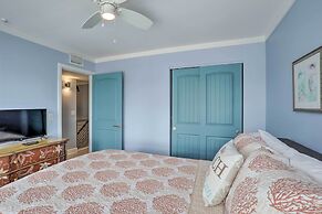 Poolside Madeira Beach Abode w/ Balcony!