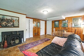 Bethesda Apartment + Yard ~ 9 Mi to D.C