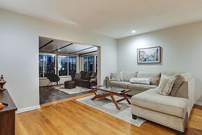 Cincinnati Home, Patio w/ Downtown Views!