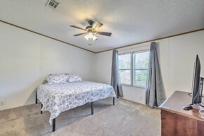 5 Mi to Homosassa State Park: Home w/ Yard!