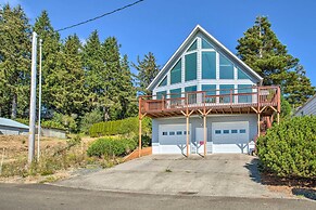 Bay City Home w/ Gorgeous Bay Views From Deck