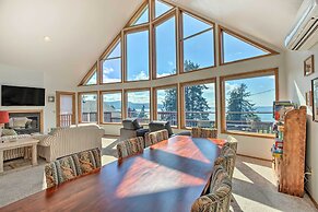 Bay City Home w/ Gorgeous Bay Views From Deck