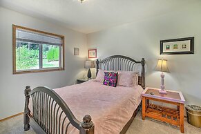 Bay City Home w/ Gorgeous Bay Views From Deck