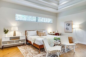 Luxury House With Private Acreage - Near Golfing!