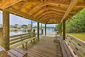Lovely Palm Coast Retreat w/ Outdoor Kitchen