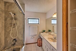 Lovely Palm Coast Retreat w/ Outdoor Kitchen