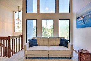 Lovely Palm Coast Retreat w/ Outdoor Kitchen