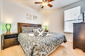 Central Family Home w/ Lanai < 10 Mi to Disney!