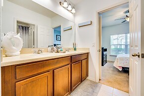 Central Family Home w/ Lanai < 10 Mi to Disney!