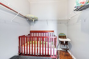 6 Mi to Disney World: Condo w/ Community Perks!