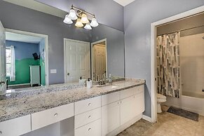 6 Mi to Disney World: Condo w/ Community Perks!