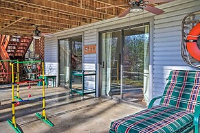 Fire Pit & Boat Slip: Waterfront Grove Getaway