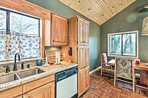 Fire Pit & Boat Slip: Waterfront Grove Getaway