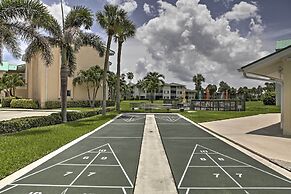 Sunny Ocean Village Beach Condo: Community Pool