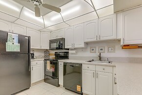 Sunny Ocean Village Beach Condo: Community Pool