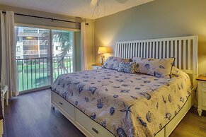 Sunny Ocean Village Beach Condo: Community Pool