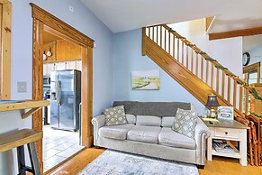 Cincinnati Home w/ Deck & Private Hot Tub!