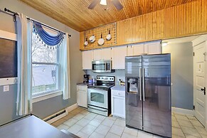 Cincinnati Home w/ Deck & Private Hot Tub!