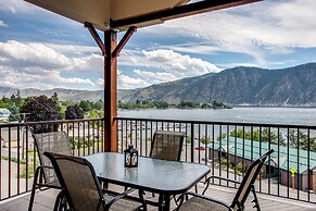 Lake Chelan 'manson Bay' Condo w/ Pool Access!