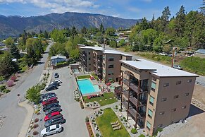Lake Chelan 'manson Bay' Condo w/ Pool Access!