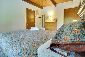 Beautiful Chalet ~ 5 Miles to Attitash Mountain