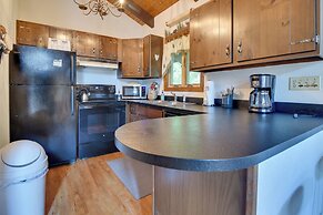 Beautiful Chalet ~ 5 Miles to Attitash Mountain