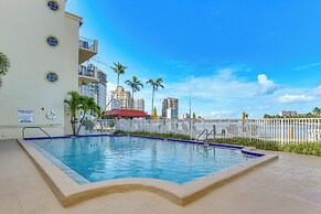 Fort Lauderdale Vacation Rental: Walk to Beach!