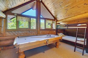 Smoky Mountain Vacation Rental Cabin w/ Hot Tub!