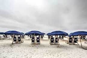 The Terrace at Pelican Beach Resort: View + Pool!