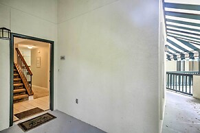 Niceville Condo w/ Pool Access < 8 Mi to Destin!